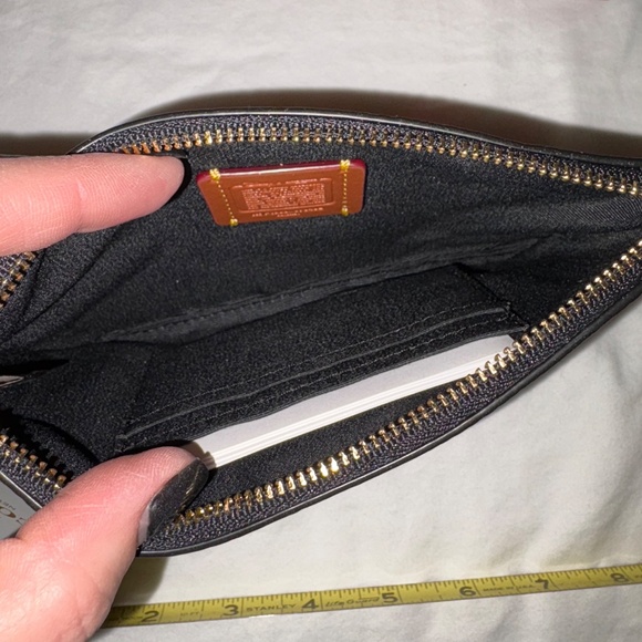 Coach x Disney Minnie Mouse small black leather pouch. New with tags and box. - Picture 4 of 4